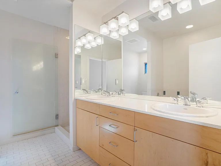 3936 Silver Ave SE — Photo 28