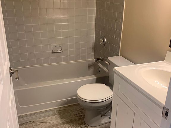 3rd image of 3203 Pepperbush Ct #3203