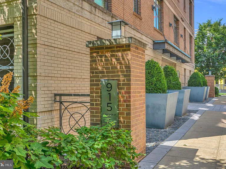 915 N Patrick St #407 — Photo 3