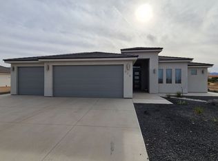 820 E Lattice St, Scenic, AZ 86432