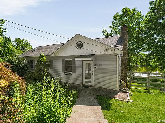 5th image of 136 Lake Road
