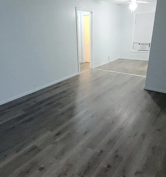 646 Glazebrook St #4 — Photo 15