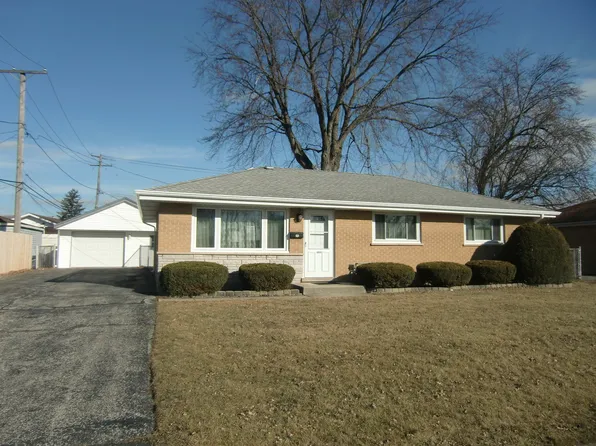 6954 W 91st St, Oak Lawn, IL 60455