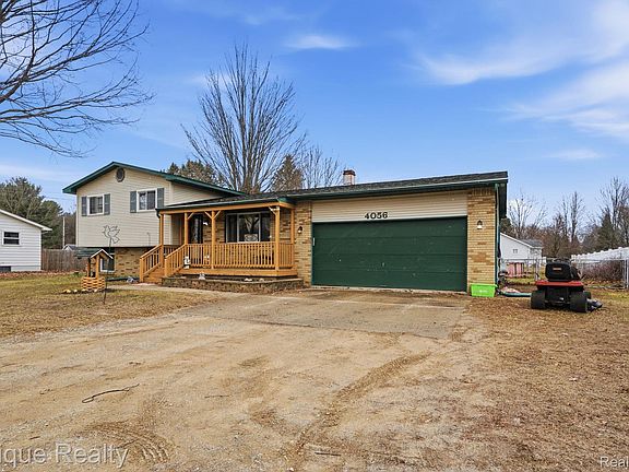2nd image of 4056 Field Rd