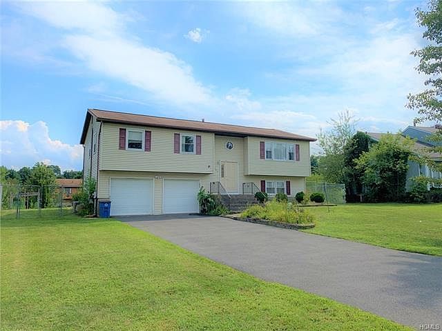 1st image of 309 Butternut Dr