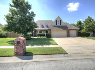 8906 N 141st East Ave, Owasso, OK 74055