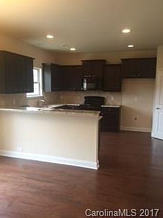 5th image of 124 Taylors Creek St #169