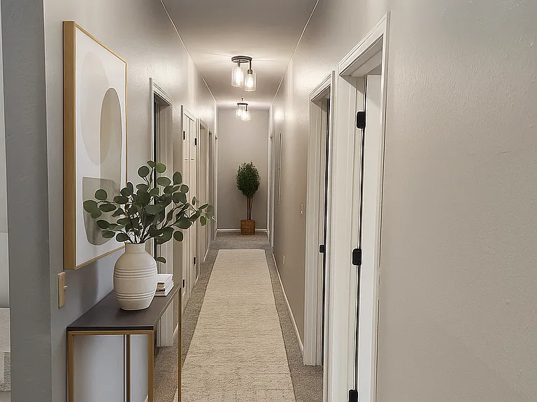 Owens Lake Commons Apartments & Townhomes — Photo 49