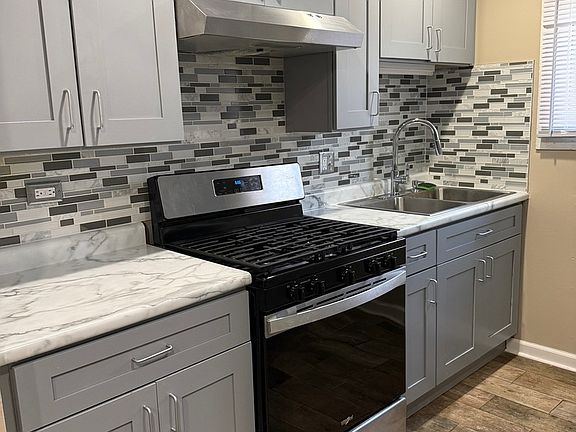 4th image of 4764 S Shields Ave