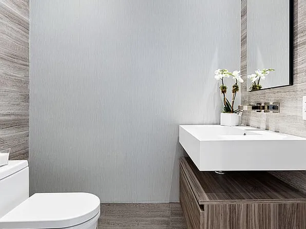 305 East 61st Street image 11 of 11