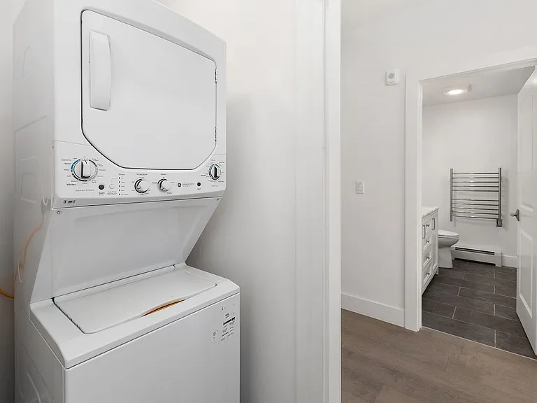 1555 Oak St #850R — Photo 26