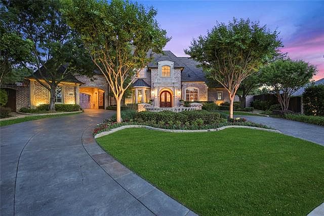 2nd image of 6299 Beverly Dr
