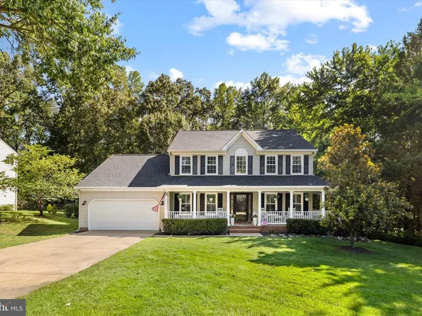 6001 Fox Point Rd, Fredericksburg, VA 22407