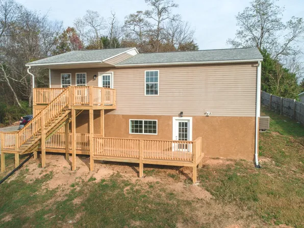 1890 Dover Rd, Morristown, TN 37813