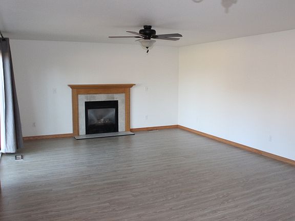 3rd image of 6111 NE 139th Ave