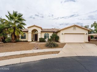 8930 N Lawndale Dr, Tucson, AZ 85743