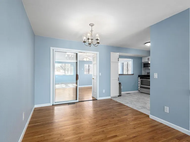 10093 W Maryland Dr — Photo 5