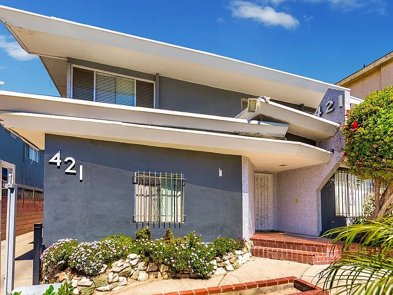 421 Venice Way — Photo 7