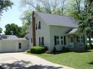 3200 W 4th St, Buchanan, MI 49107