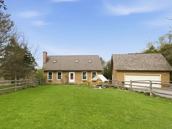 4017 East Rd, Cazenovia, NY 13035