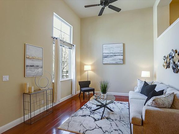4th image of 4490 Moulin Pl
