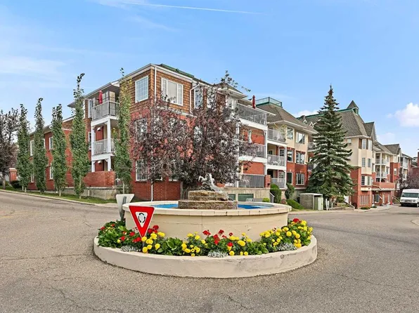 1206 S Sienna Park Grn SW, Calgary, AB T3H 3N7