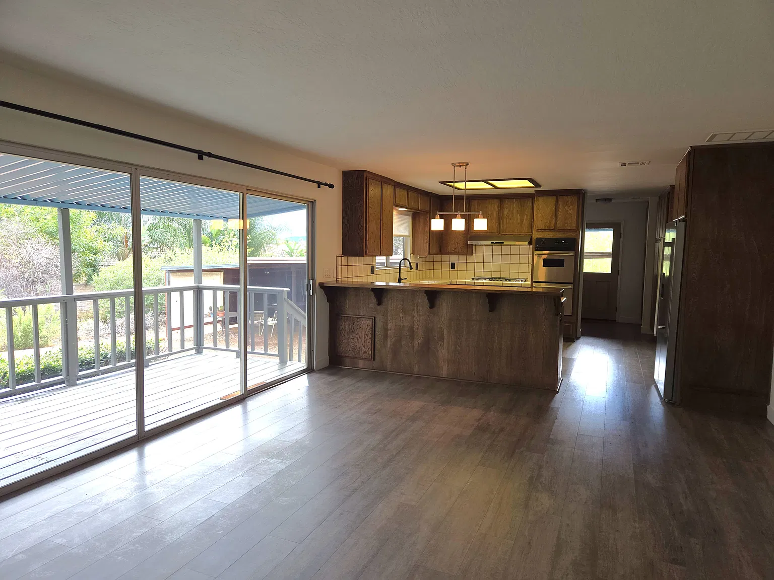 4 bed, 1668 sqft, $3,750 — Photo 2