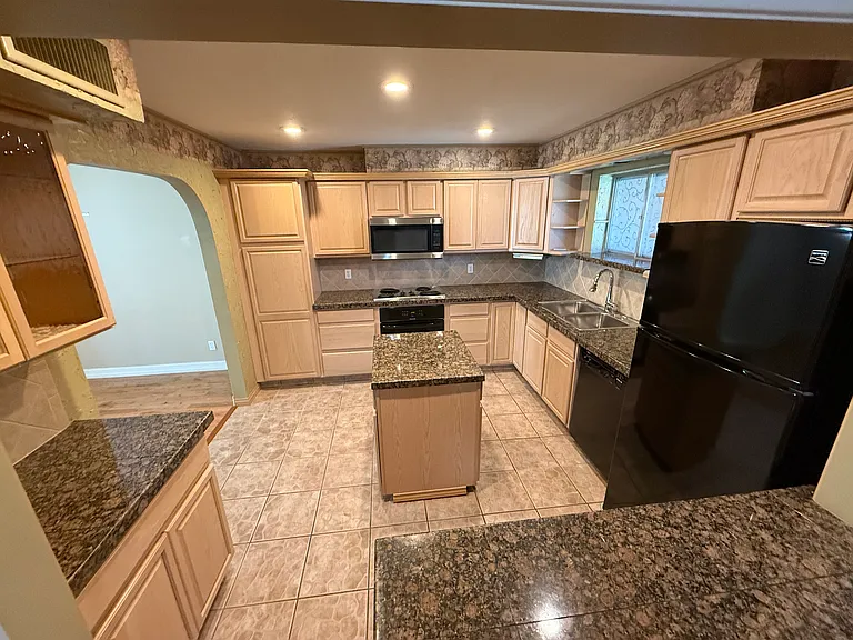 8618 Baltimore Dr #102 — Photo 3