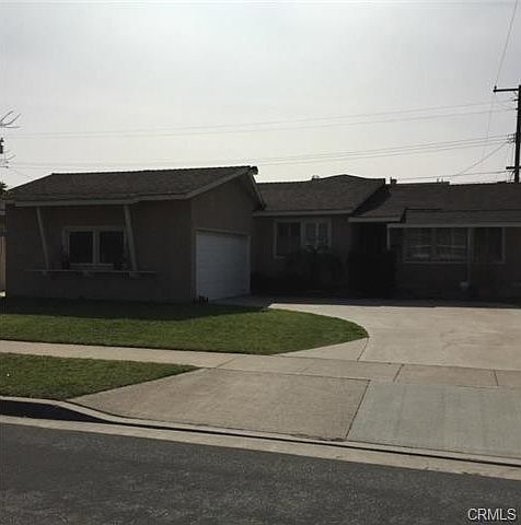 1st image of 5798 Los Alamos St