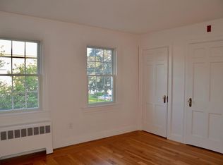 116 Ruggles Ave APT 1, Newport, RI 02840