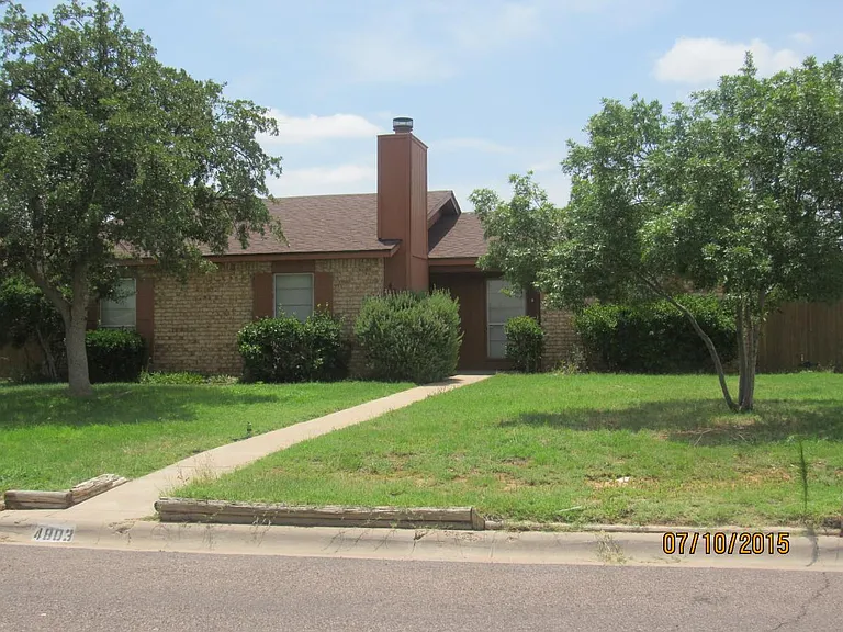 4803 Bedford Ave — Photo 10