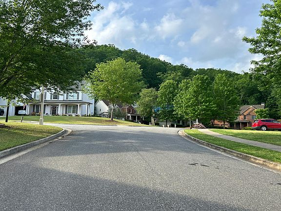 4th image of 7135 Hampton Creek Dr