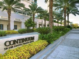 100 S Pointe Dr