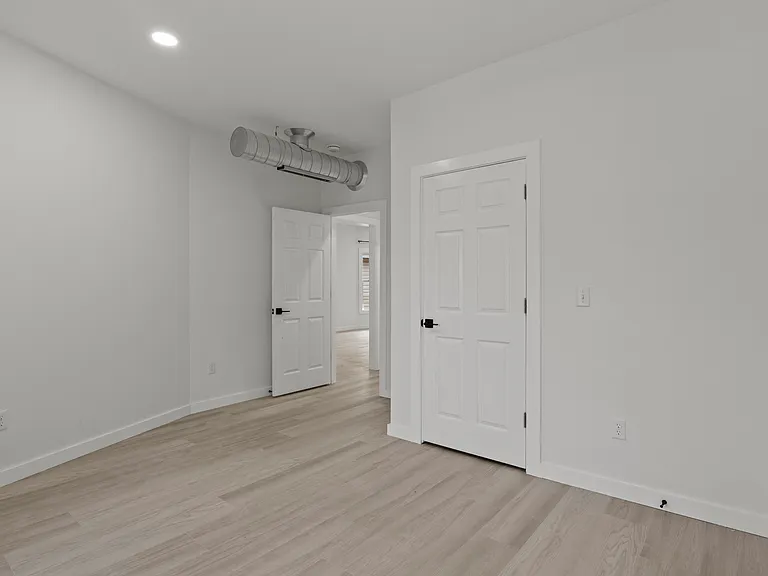 698 Prospect Ave #2 — Photo 17