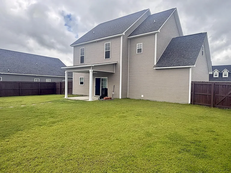 604 Drummond Grove Ln — Photo 2