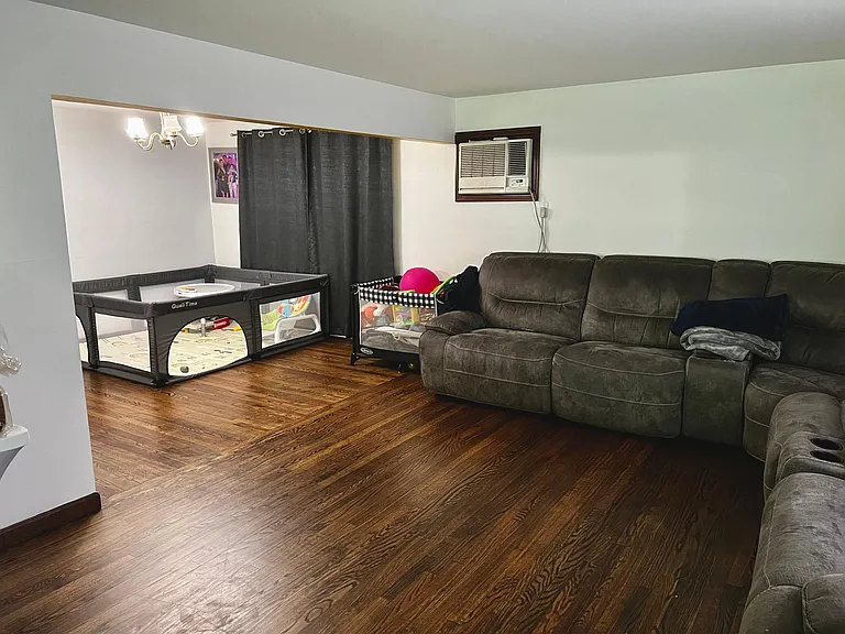 133 Washington St #1 — Photo 6