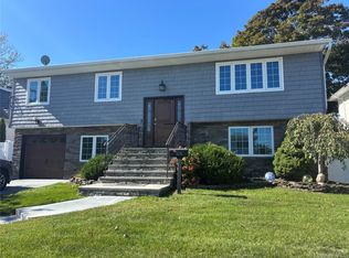 3314 Colony Dr, Baldwin, NY 11510