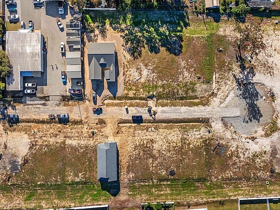 5th image of 621 12th Ave. S Lot# 2