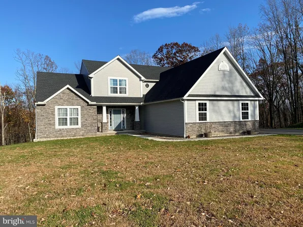 33 Cisella Dr, Pottsville, PA 17901