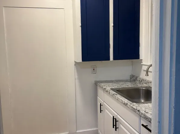 562 Main St #2, Haverhill, MA 01830