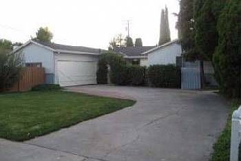 1st image of 621 Bundy Ave