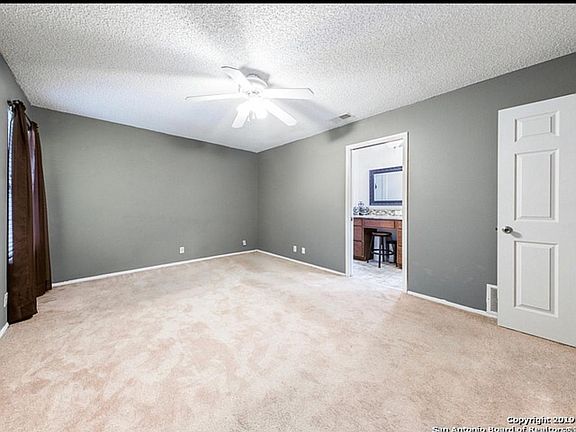 2nd image of 13527 Hollow View St