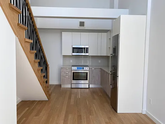 Rented by Evans Real Estate | media 29