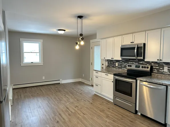 34 Windsor St #1, Randolph, ME 04346