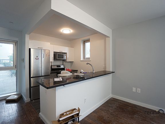 4th image of 287 McGuinness Blvd APT 1C