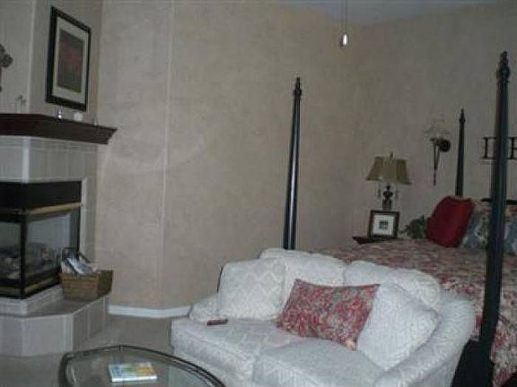Master bedroom w/fireplac