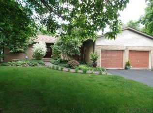 725 Saint Clair Rd, Johnstown, PA 15905