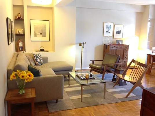 Sold by iList, LLC | media 4
