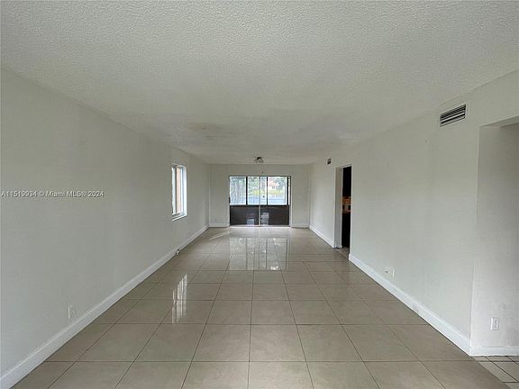 3rd image of 9761 Glacier Dr