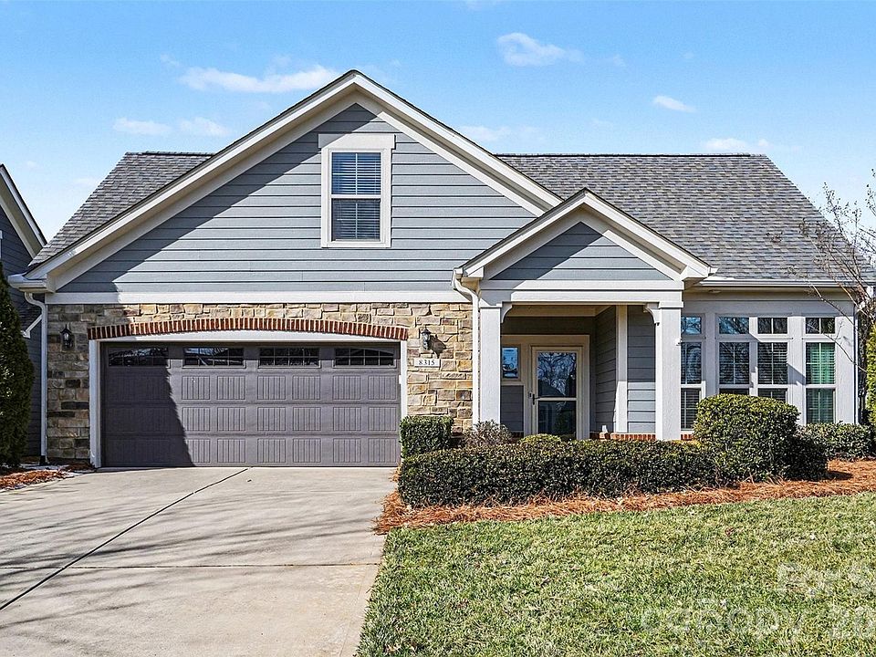 1st image of 8315 Parknoll Dr